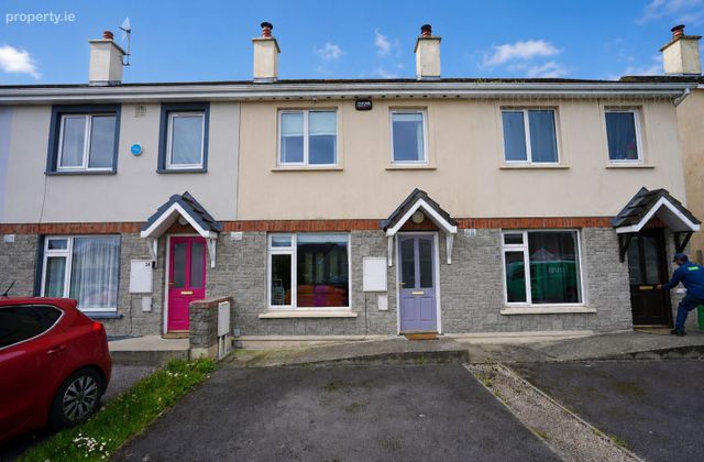 25 Cluain Aoibheann, Ballycasey, Shannon, Co. Clare - Click to view photos