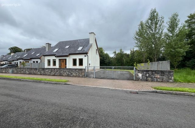 5 Tuckmillpark, Manorhamilton, Manorhamilton, Co. Leitrim - Click to view photos