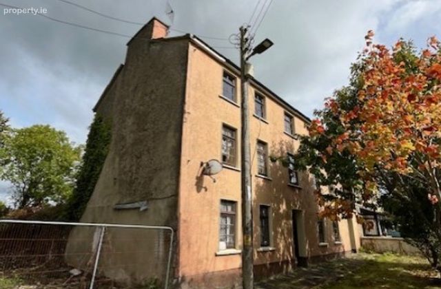 The Square, Milltown, Co. Kerry - Click to view photos