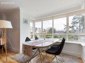 59 Ballintyre Grove, Dublin 16, Ballinteer, Dublin 16 - Image 4