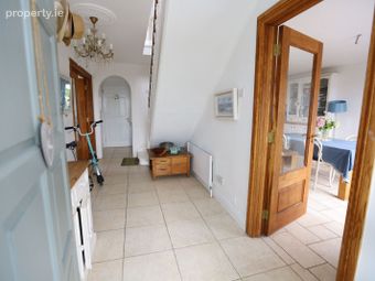 Mossbawn House, Dooneen Upper, Old Head, Kinsale, Co. Cork - Image 4