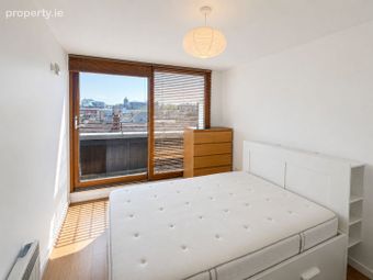 Apartment 84, Block G, Mellowes Quay, Christchurch, Dublin 8 - Image 5