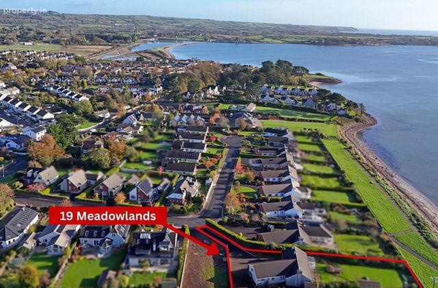 19 Meadowlands, Abbeyside, Dungarvan, Co. Waterford, Dungarvan, Co. Waterford - Click to view photos