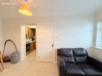 Apartment 1, 94 College Road, Bohermore, Co. Galway - Image 3