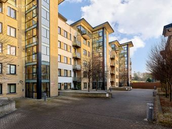 107 Academy Square, Academy Street, Navan, Co. Meath - Image 2