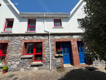 64 The Stables, Mill Road, Midleton, Co. Cork