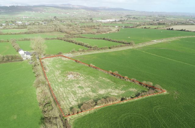 Ballymacmague East, Dungarvan, Co. Waterford - Click to view photos