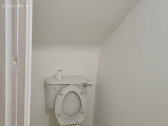 35 Finglas Park, Dublin 11, Finglas, Dublin 11 - Image 2
