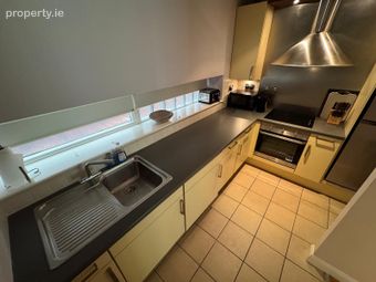 Apartment 16, Merton Hall, Milltown Avenue D06 Ka06, Milltown, Dublin 6 - Image 4
