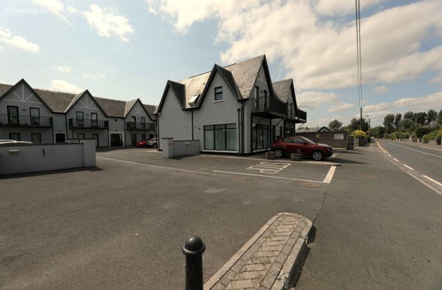 10 Fassadinas, New Row, Abbeyleix, Co. Laois - Click to view photos