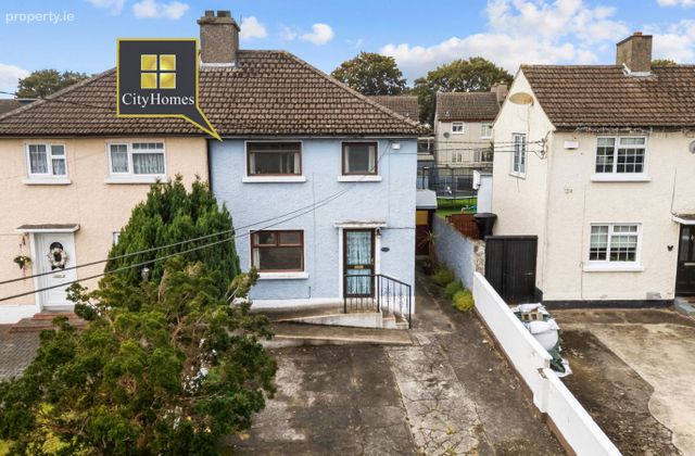 13 Lisle Road, Dublin 12, Walkinstown, Dublin 12 - Click to view photos