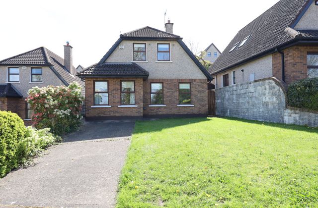 7 Oakview Drive, Douglas, Co. Cork - Click to view photos