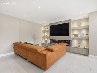 7 Manorfields Green, Clonee, Dublin 15 - Image 5