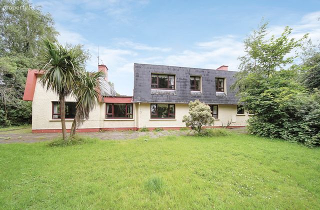 Calezi, Carnamuggagh, Letterkenny, Co. Donegal, Letterkenny, Co. Donegal - Click to view photos