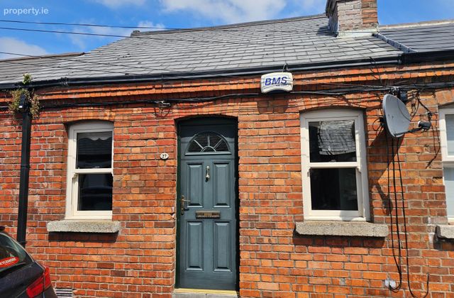 27 Park Street, Dublin 10, Kilmainham, Dublin 8 - Click to view photos