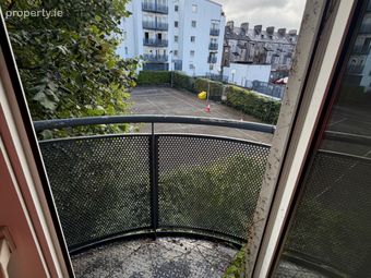 South Terrace Court, Cork City Centre, Co. Cork - Image 4