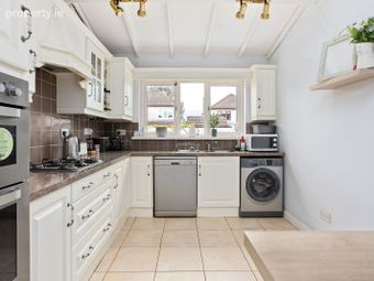 17 Oldtown Rise, Naas, Naas, Co. Kildare - Image 2