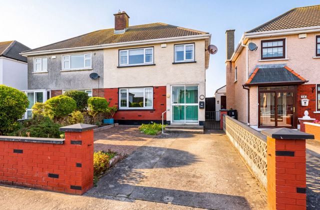 9 Saint Patrick's Close, Skerries, Skerries, Co. Dublin - Click to view photos