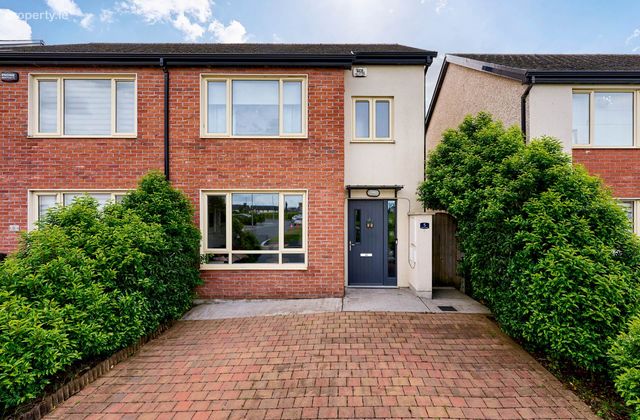 5 Park Crescent, Hansfield Wood, Dublin 15, Co. Dublin, Clonsilla, Dublin 15 - Click to view photos