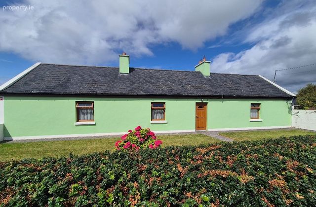Baltovin, Ardfert, Tralee, Co. Kerry - Click to view photos