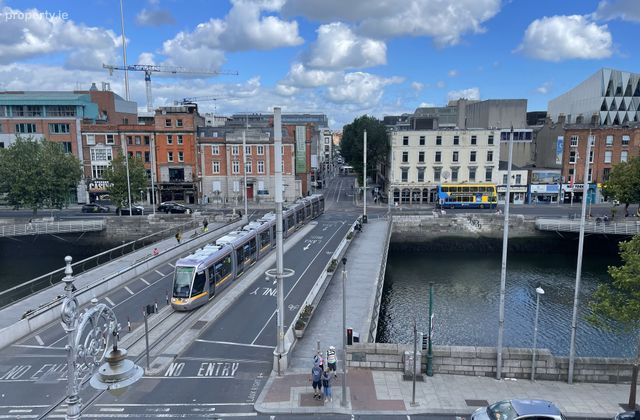 Foster House, 8 Burgh Quay, Dublin 2 - Click to view photos