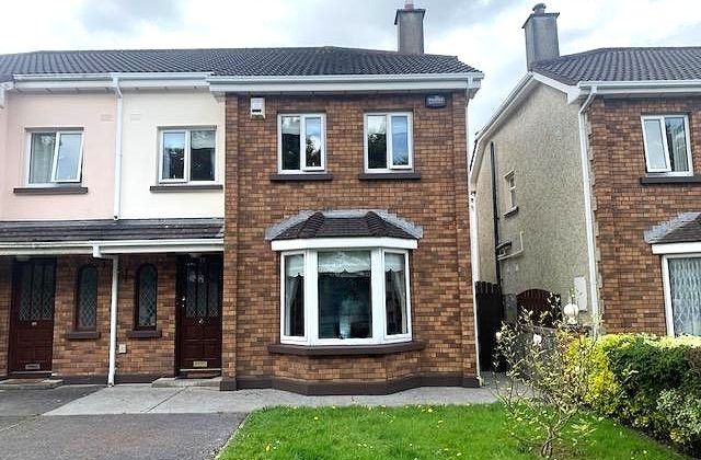 37 Tearmann Eala, Ballyloughane Road, Renmore, Co. Galway - Click to view photos