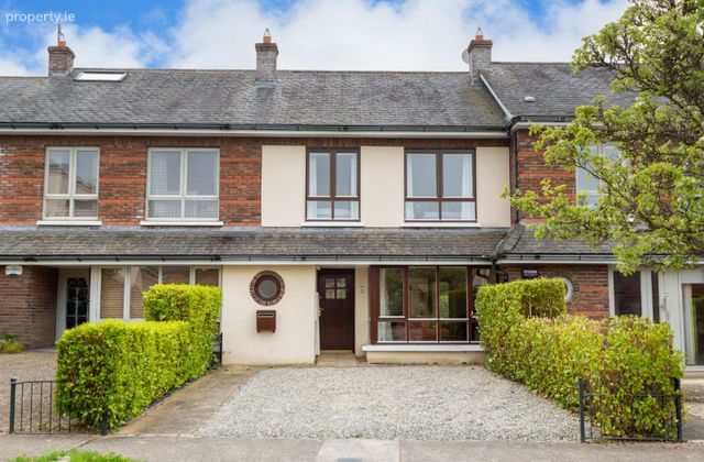 18 Kelston Drive, Foxrock, Dublin 18 - Click to view photos