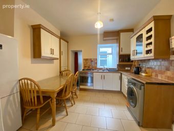 2 Rock Grove Square, Lower Glanmire Road, St. Lukes, Co. Cork - Image 4