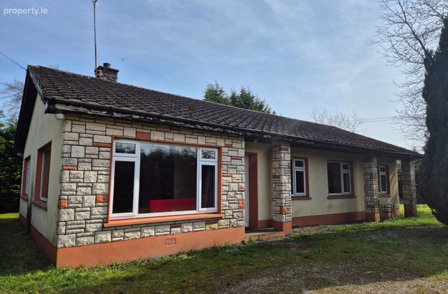 Cabra, Kingscourt, Co. Cavan - Click to view photos