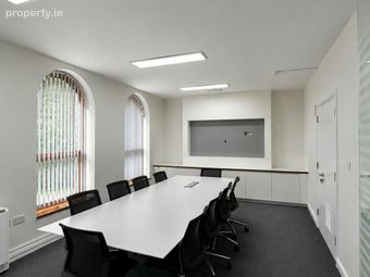 28 Windsor Place, Pembroke Street Lower, Dublin 2, Dublin 2 - Image 3