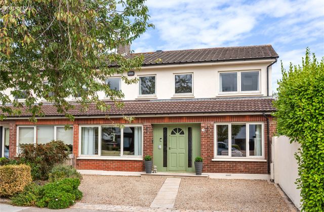 16 Cabinteely Way, Cabinteely, Dublin 18, Cabinteely, Dublin 18 - Click to view photos