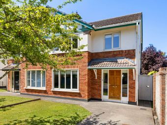10 Luttrellstown Grove, Castleknock, Dublin 15, Co. Dublin, Castleknock, Dublin 15