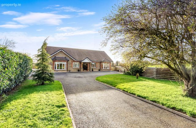 Loughanmore, Castlebellingham, Mansfieldstown, Co. Louth - Click to view photos