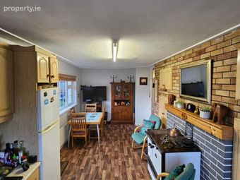 Turf Lodge, Moneen, Williamstown, Co. Galway, Williamstown, Co. Galway - Image 5