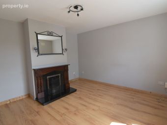 16 Glen Patrick Park, Ballybofey, Ballybofey, Co. Donegal - Image 3