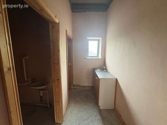 Unit 7 Ballaghaderreen Business Park, Dublin Road, Ballaghaderreen, Co. Roscommon - Image 4