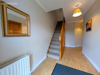 25 Sarsfield Manor, Charlestown, Co Mayo, Charlestown, Co. Mayo - Image 2