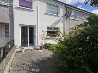 30 Drive 1, Muirhevnamore, Blackrock, Co. Louth