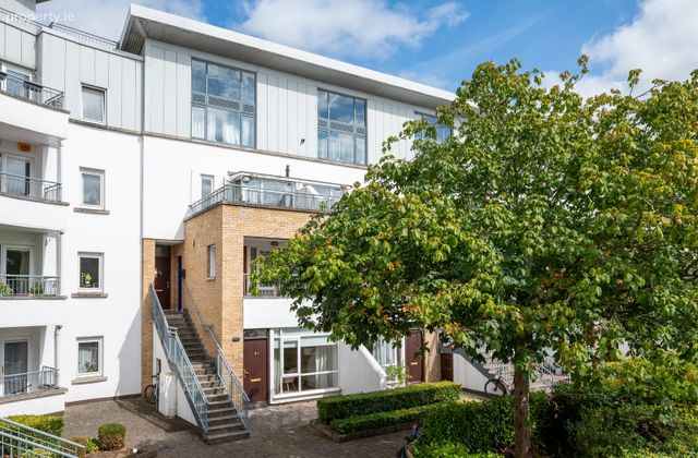 31 Waterville Terrace, Waterville, Ballycoolin, Dublin 15 - Click to view photos