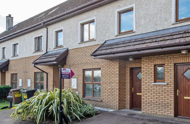 10 Leacan Fionn Thoir, Dungarvan, Dungarvan, Co. Waterford - Click to view photos