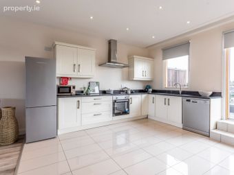 2 Bedroom Apartment, Johnstown Rd, Cabinteely, Dublin 18 - Image 2