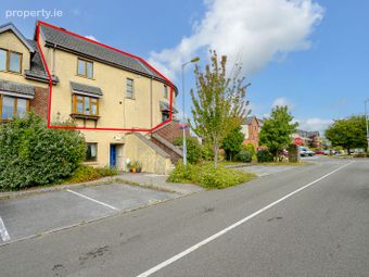 32 Oakbrook, Castlelake, Carrigtwohill, Co. Cork