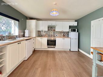 Lisbride Lodge, Carrowroe, Ballymurray, Co. Roscommon - Image 3