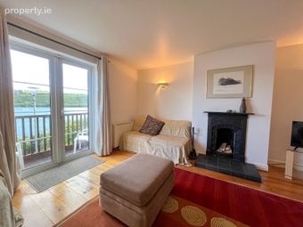 2 Viking Wharf, Worlds End, Kinsale, Co. Cork - Image 3