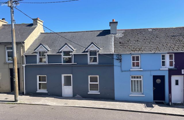 6 Glengarriff Road, Bantry, Bantry, Co. Cork - Click to view photos