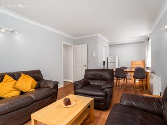 32b The Crescent, Swords, Co. Dublin, Swords, Co. Dublin - Image 2