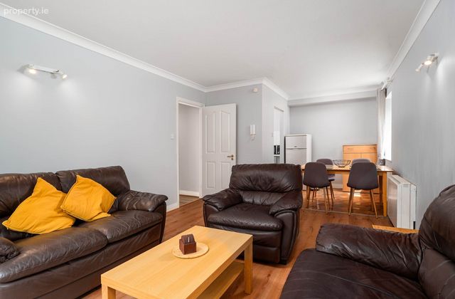32b The Crescent, Swords, Co. Dublin, Swords, Co. Dublin - Click to view photos