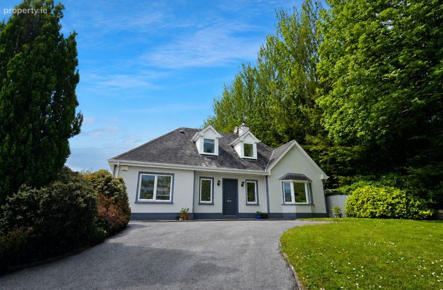 5 Showgrounds View, Ennis, Co. Clare, Ennis, Co. Clare - Click to view photos