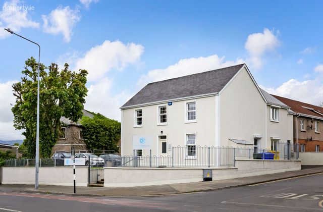 Pearse Road, Sligo, Co. Sligo - Click to view photos