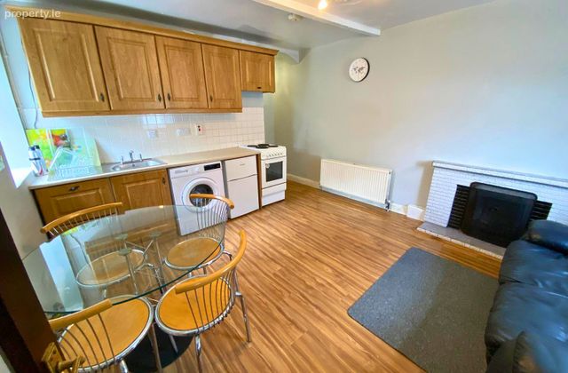 1 James Square, Tower Street, Cork City Centre, Co. Cork - Click to view photos